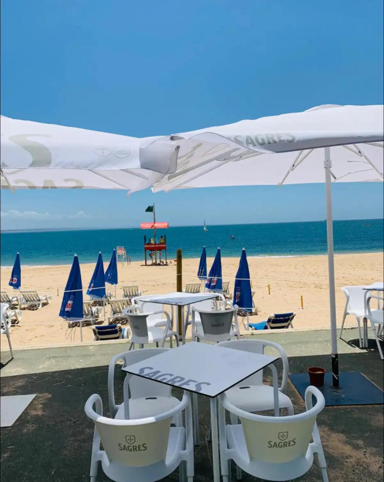 Sea View Apartment & 4 Minutes Walk To The Beach Paço de Arcos Eksteriør billede